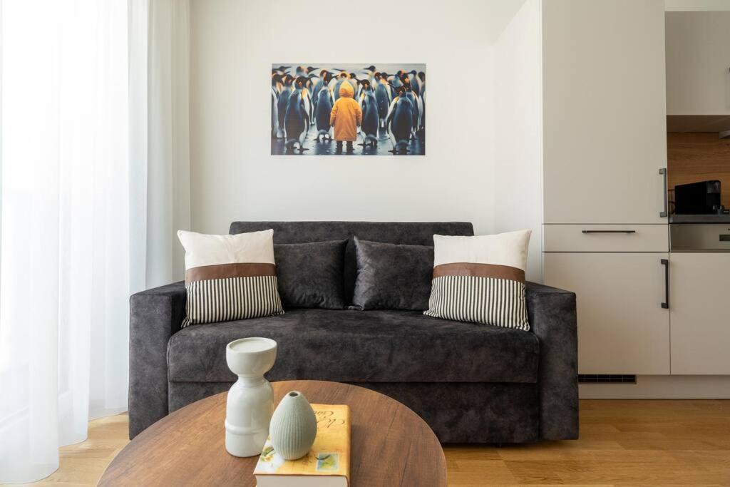 Trendy 1Br, Direct City Access By Hm Wina Bagian luar foto